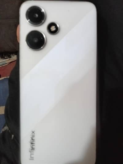 Infinix Hot 30 Play