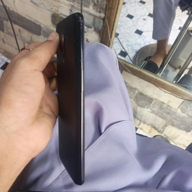 One Plus 6T 2