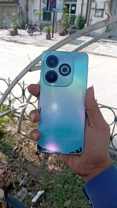 Infinix Smart 8 Pro