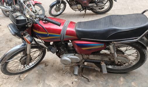 HONDA 125CG