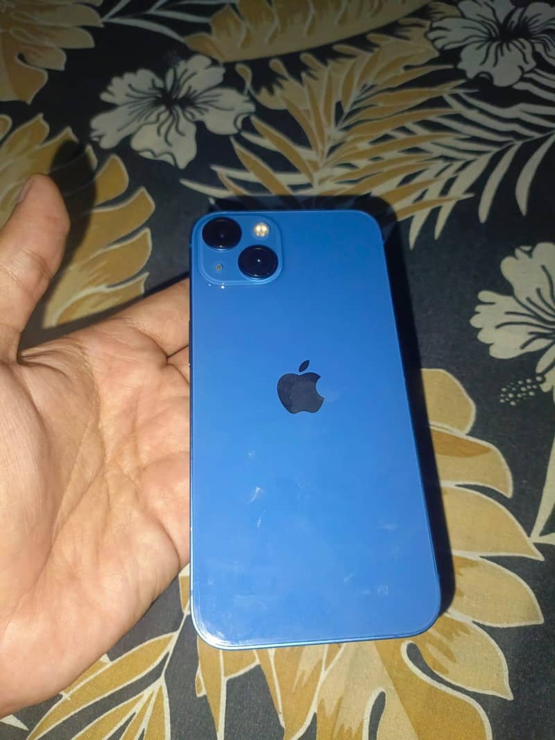 Apple iPhone 13 3