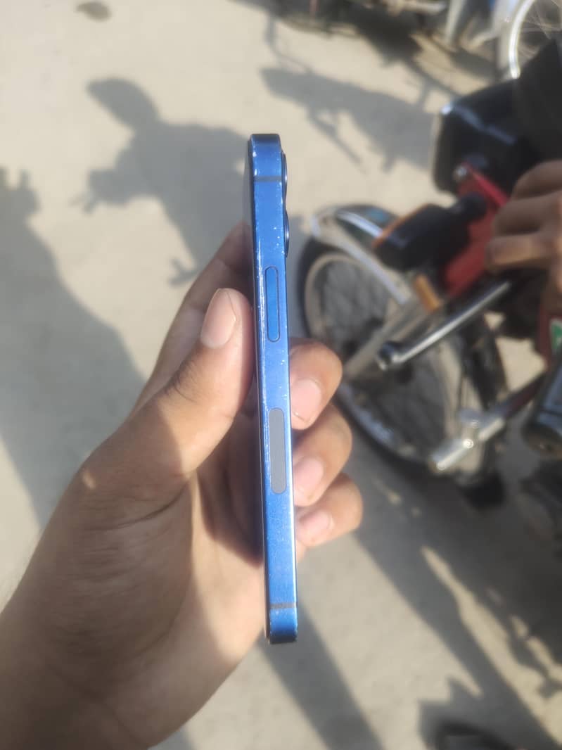 Apple iPhone 12 mini 2