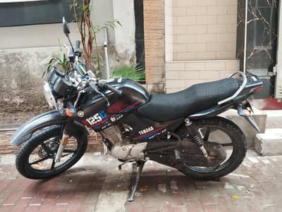 Yamaha ybr 125g