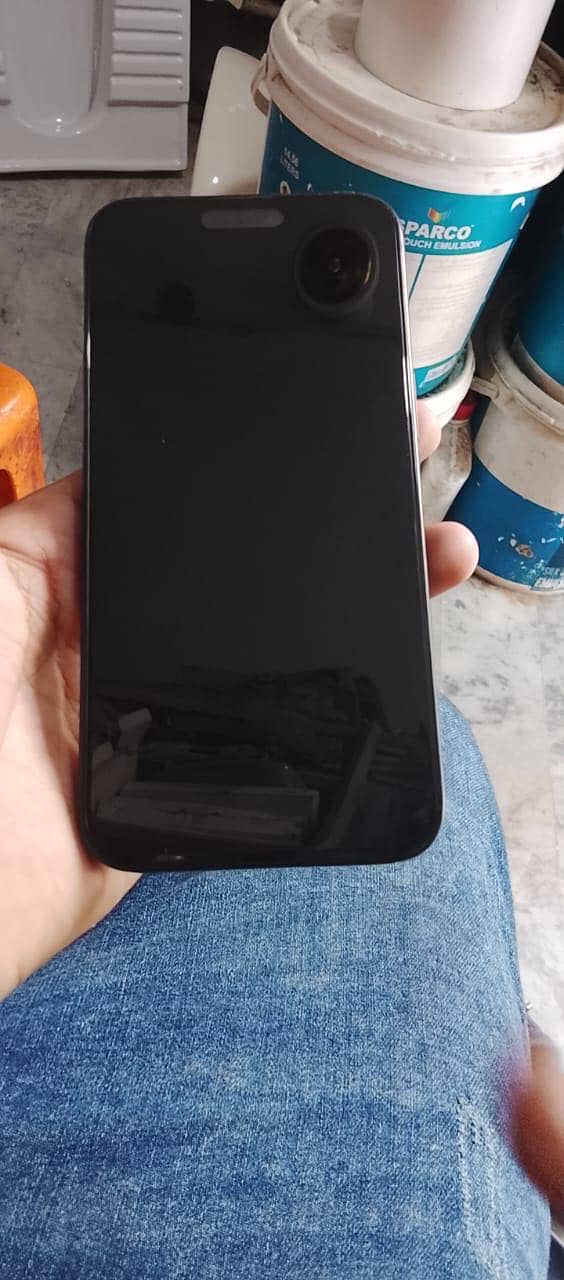 iPhone 15 pro max 3