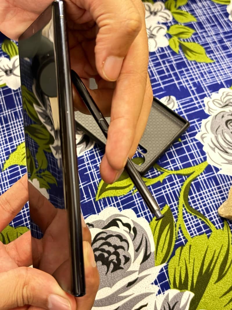 Samsung Note 10 Plus 7