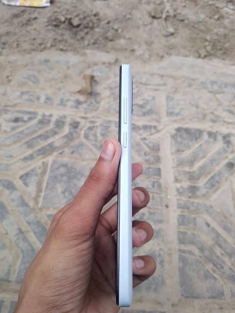 Redmi A2 plus 4