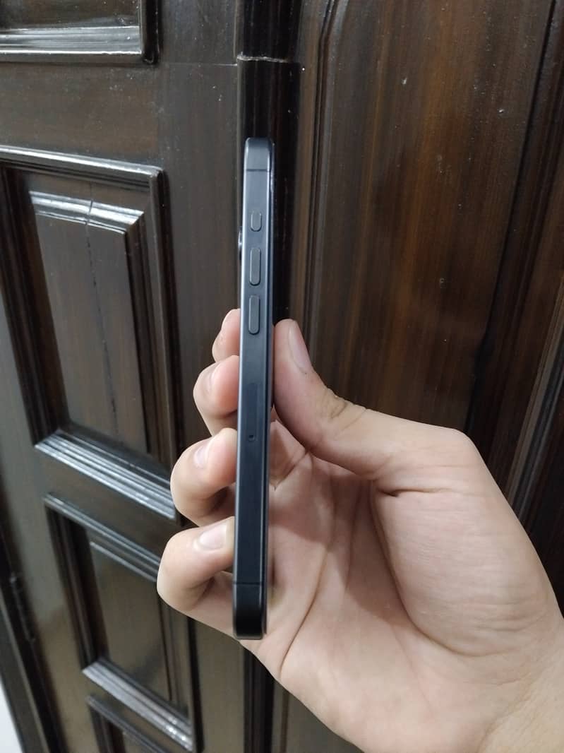 Apple iPhone 15 Pro 256 gb PTA 1