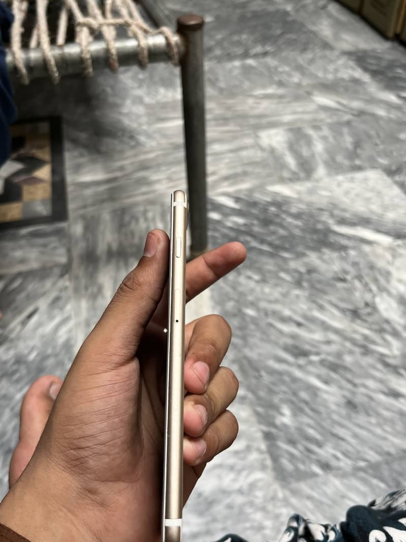 iPhone 7plus pta approved 0