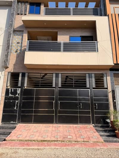 3D2 | Rent | Regi Model Town | Fully Furnished | Near Brt Station, Central Park, Masjid, Market |Ideal Location |