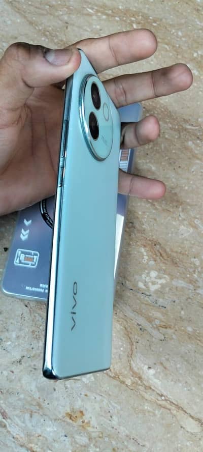 Vivo V30 SE  03257576877