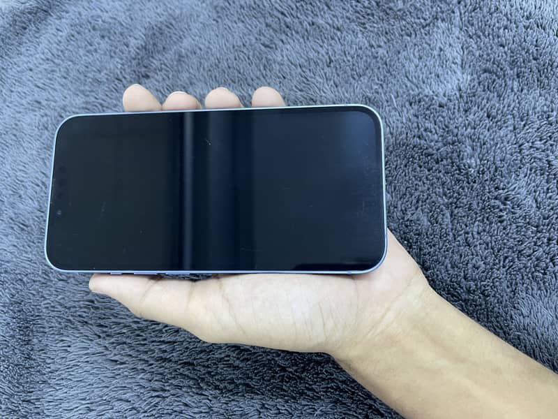 iPhone 14 6
