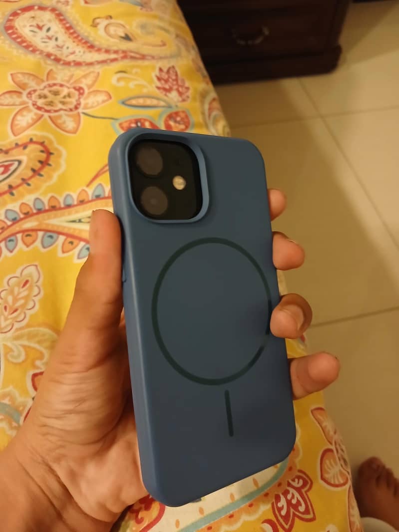 iPhone 12 mini 5
