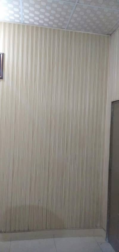 celling or piling 14 *16 k room may lagi hui hai