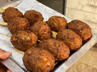 kitchen helper/karigar/cheff
