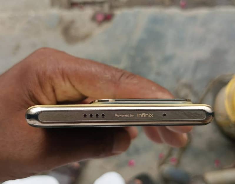 Infinix Zero 30 4