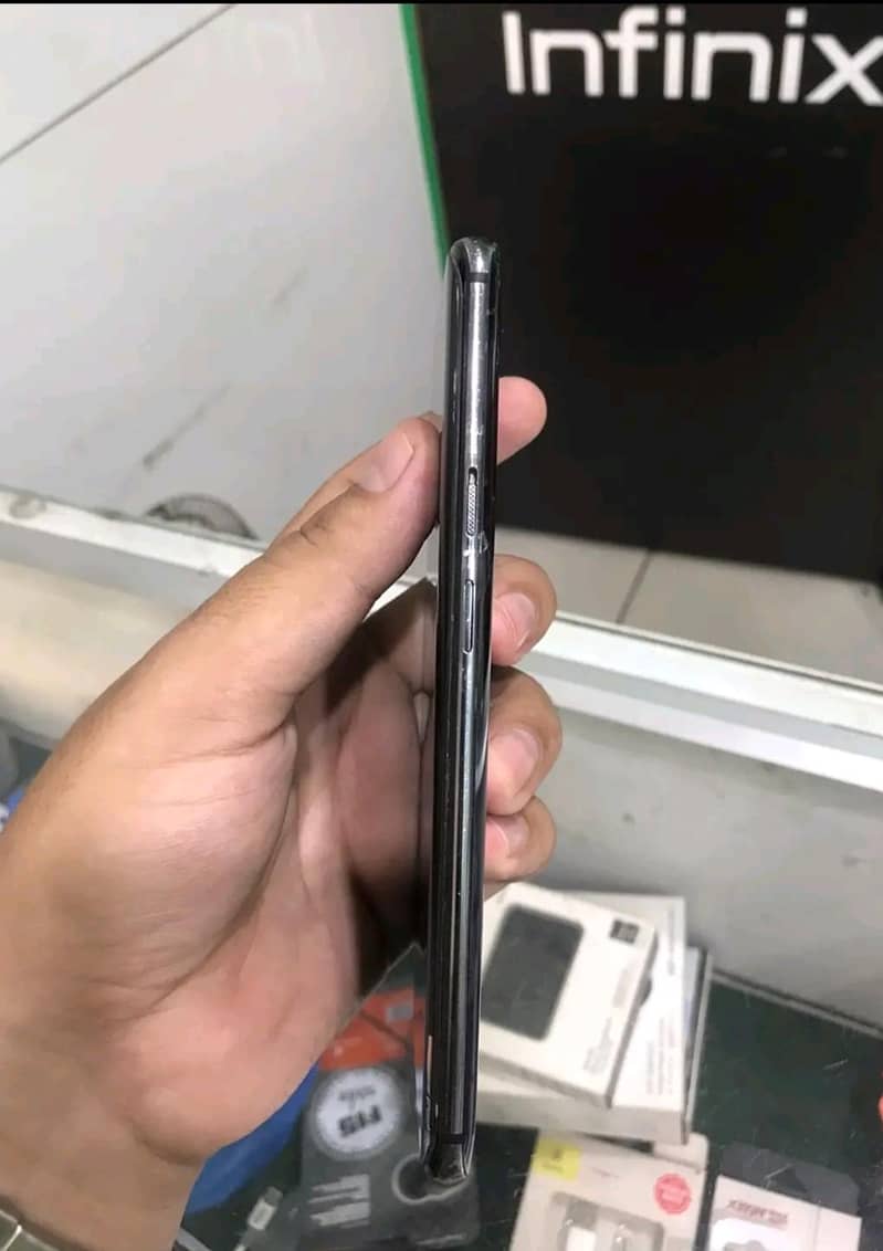 One Plus 7T Pro 4