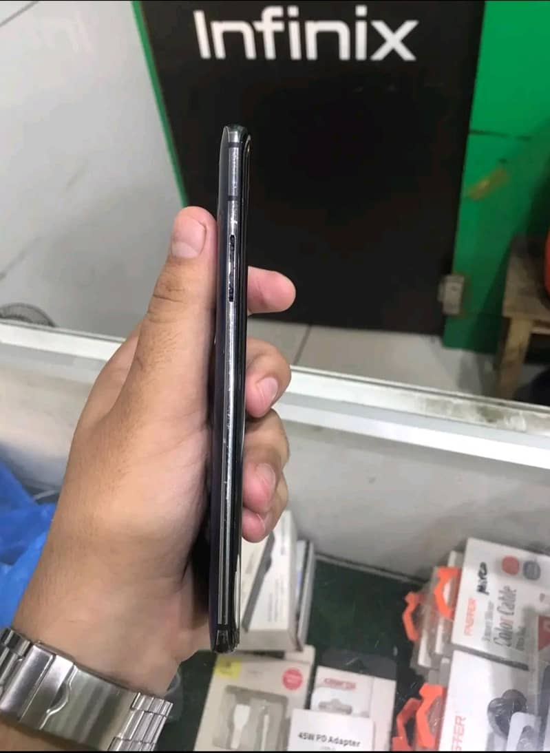 One Plus 7T Pro 6