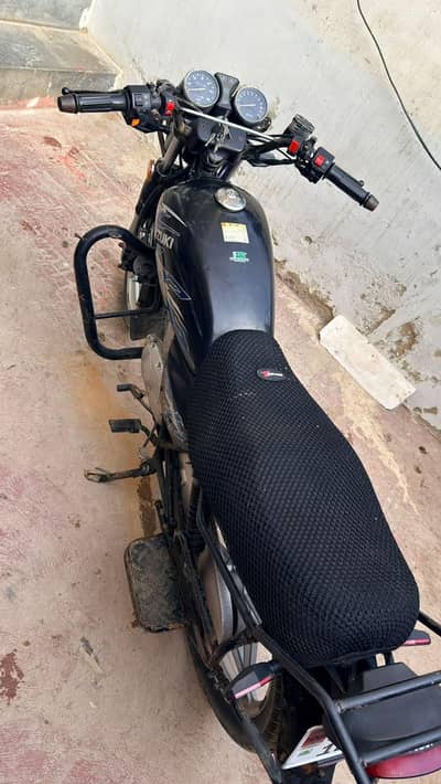 Suzuki GS 150 10/10 condition no worm required