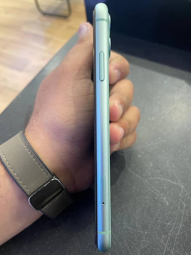 Apple iPhone 11 1