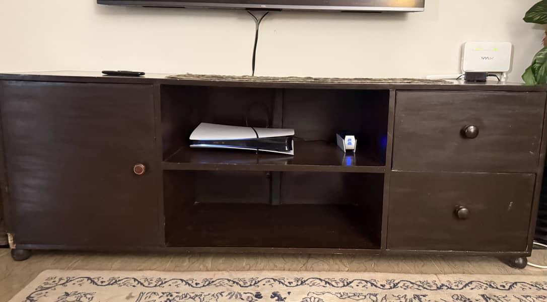 Tv console 1
