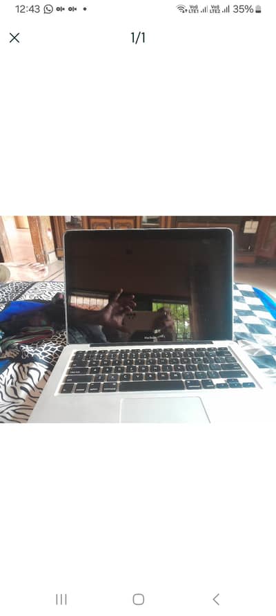 Macbook apple hai or is main sirf charger ka masla hai baki koi proble