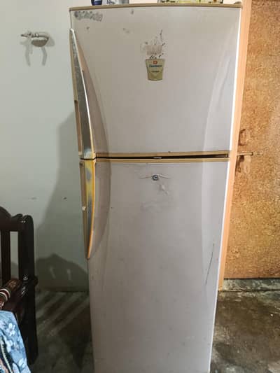 dawlance fridge with stabilizer and fridge stand