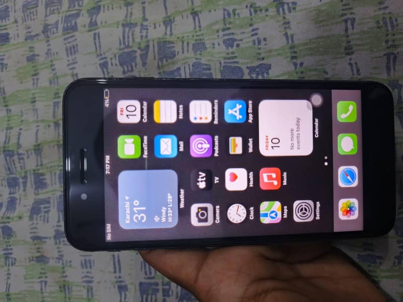 Apple iPhone 7 Plus 3