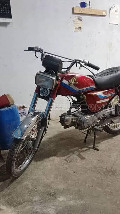 Honda CD 70 bike 1987 model