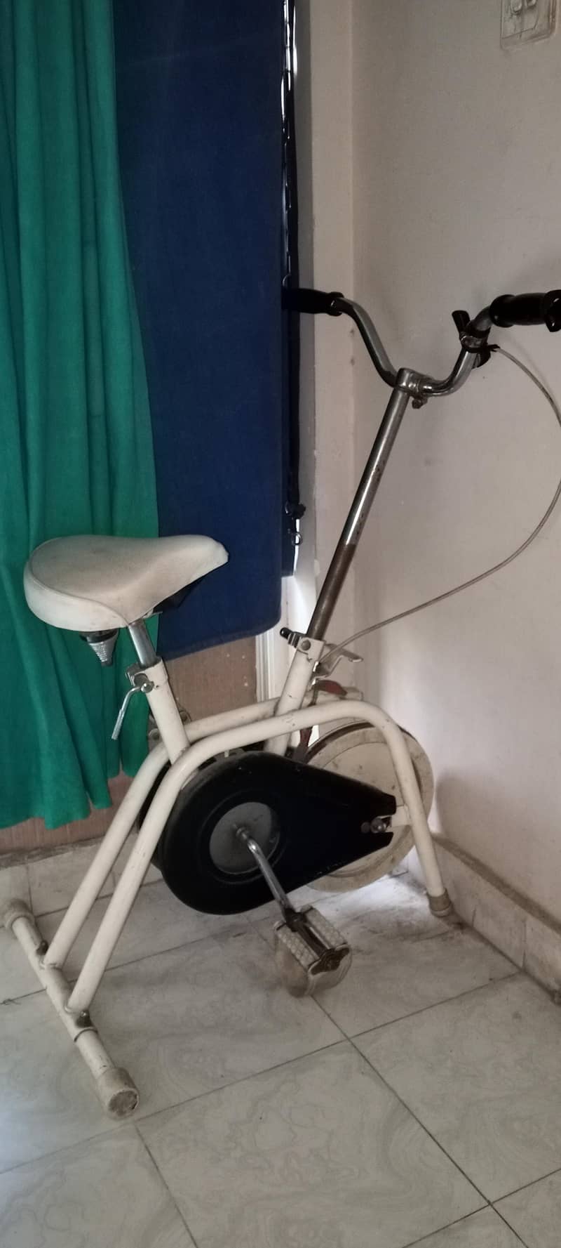 exercise bike 0