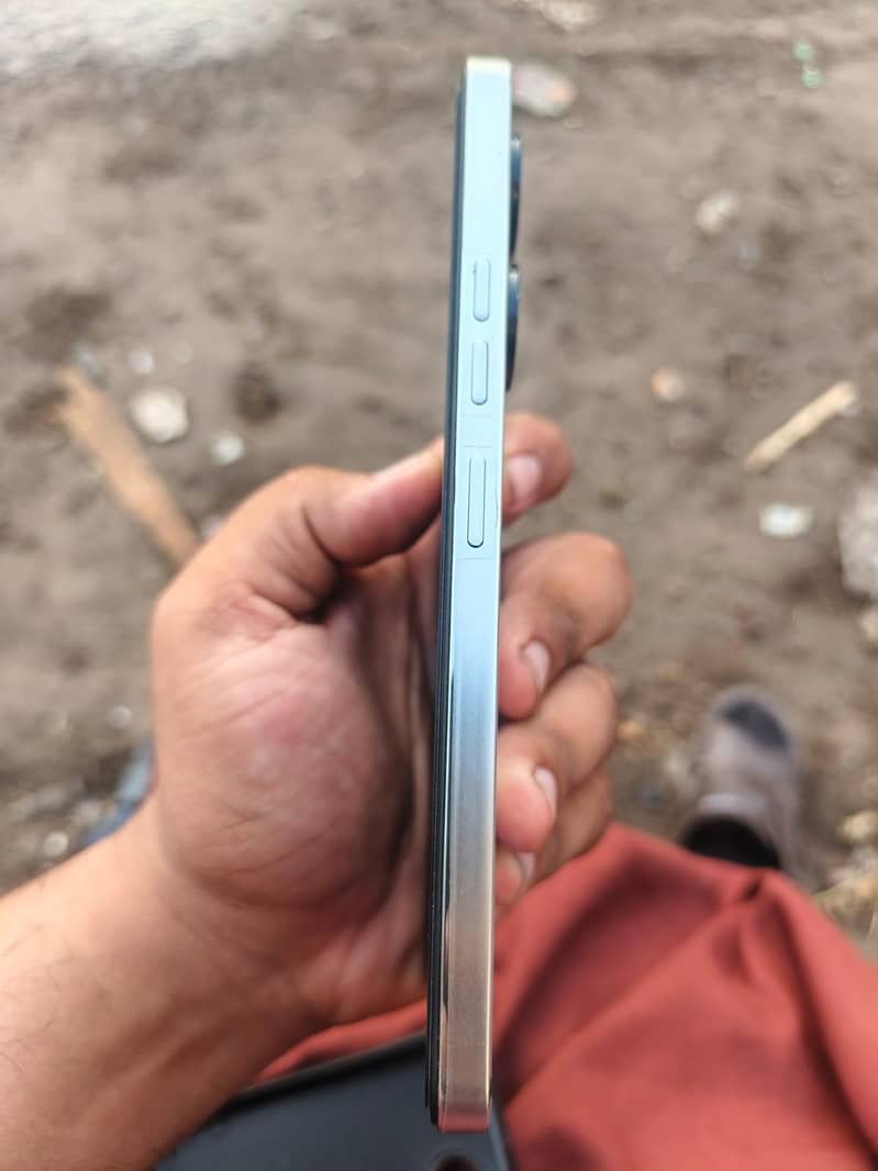 Tecno CAMON 20 2