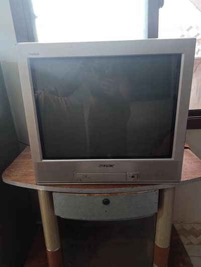orignal sony tv 21 inch with trolly