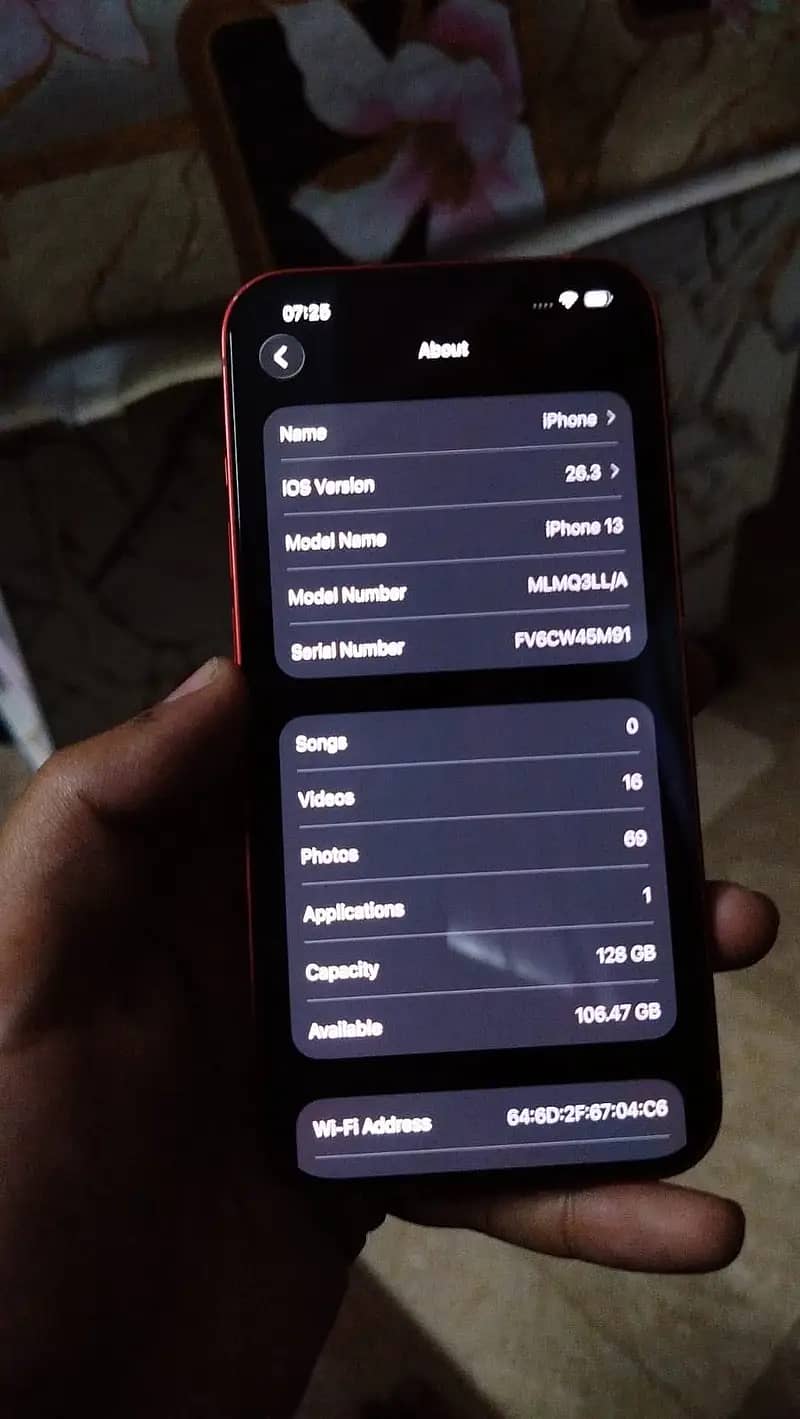 Apple iPhone 13 2