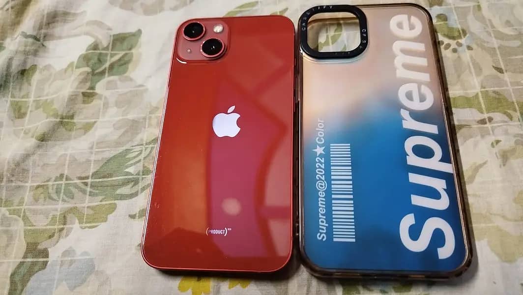 Apple iPhone 13 4