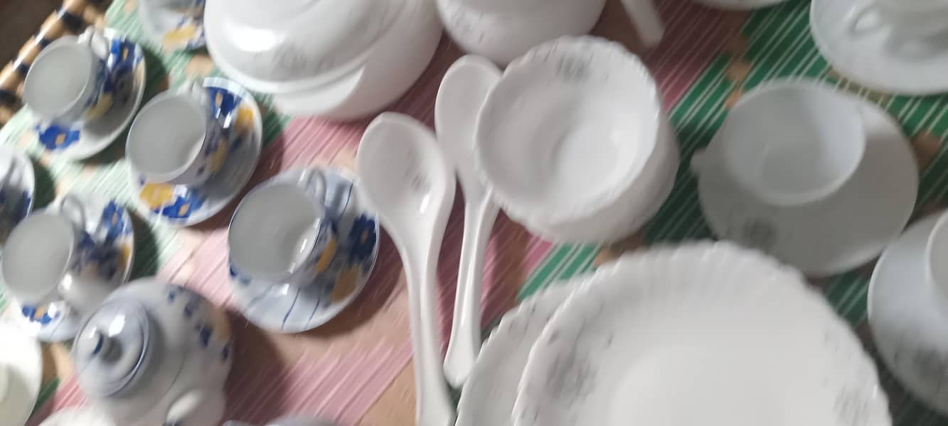 dinner plus tea set 1