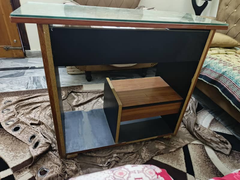 Computer trolley 1