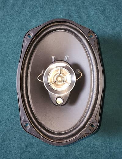 brand Kenwood oregnal use in USA same like new