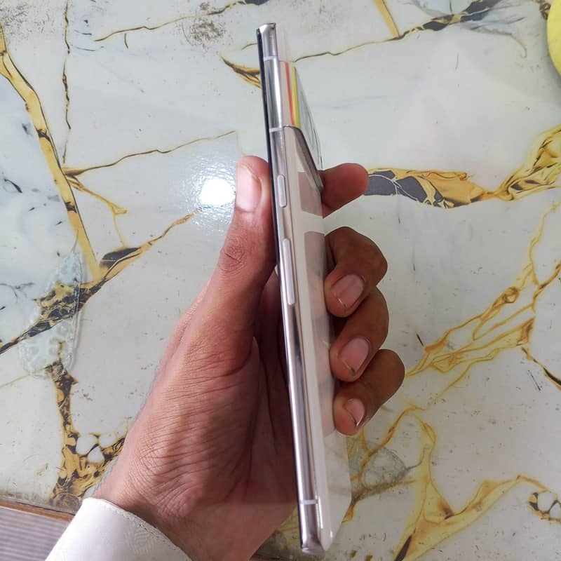 Google Pixel 7 Pro white  4