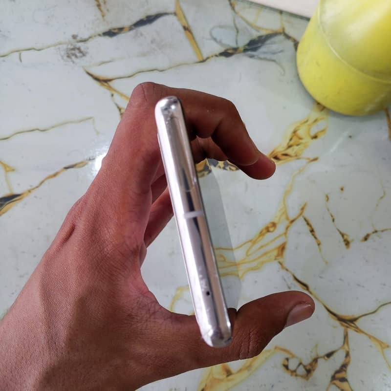 Google Pixel 7 Pro white  5