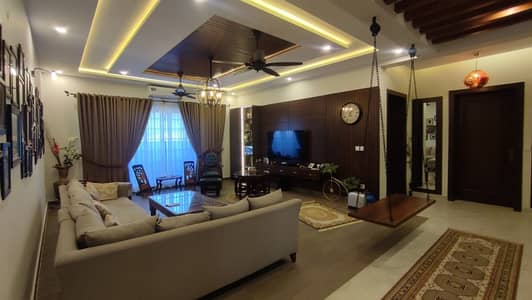 One Kanal Brand New House For Sale
