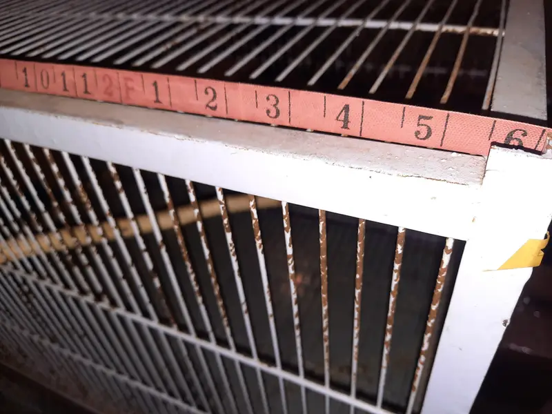 5 five portion Iron birds cage with tyre for sale for lovebirds birds — photo 9