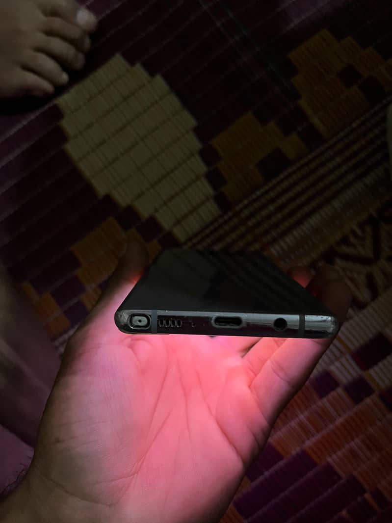 Samsung Mobile Note 8 1
