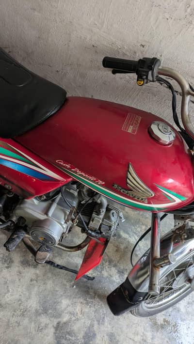 Honda cd70(03068746568