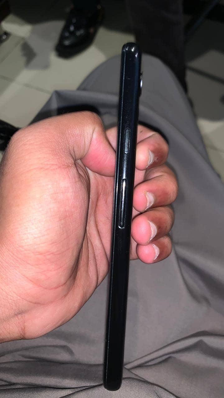 Google Pixel 3a 5