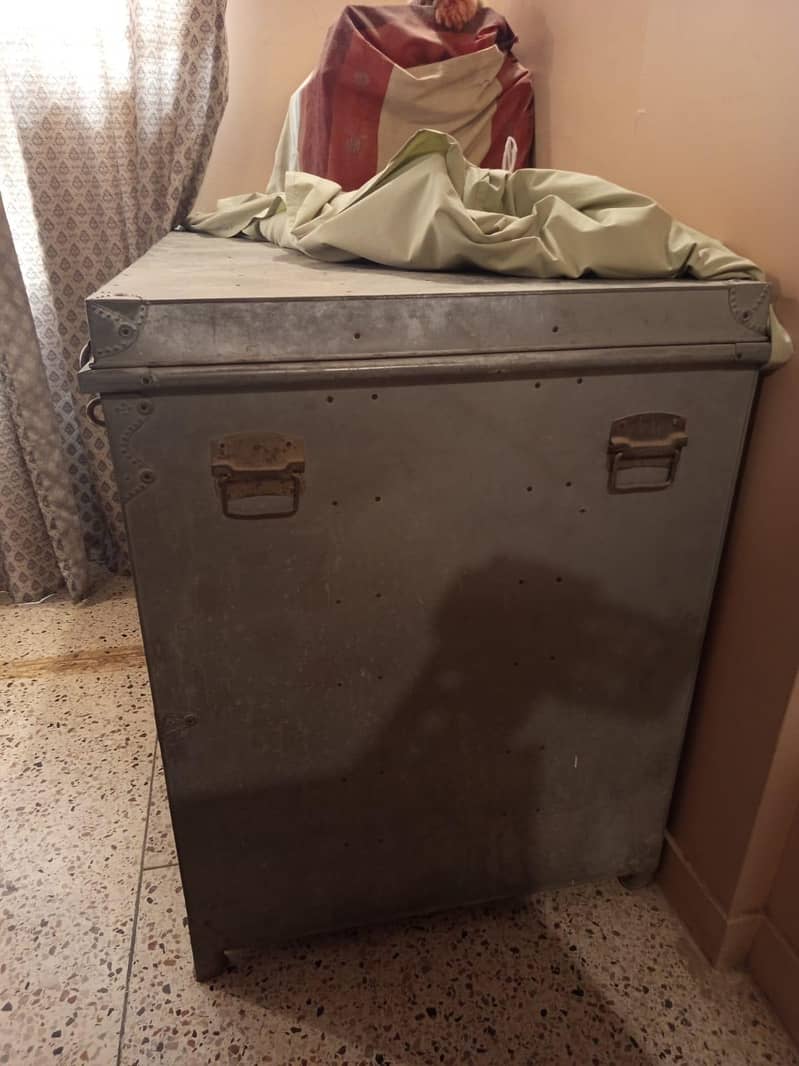 trunk 1