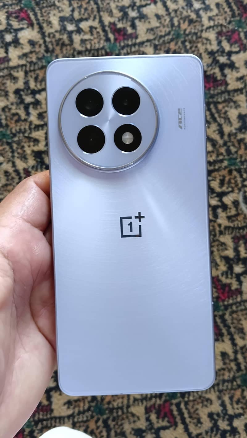 One Plus Ace 5 Pro 0