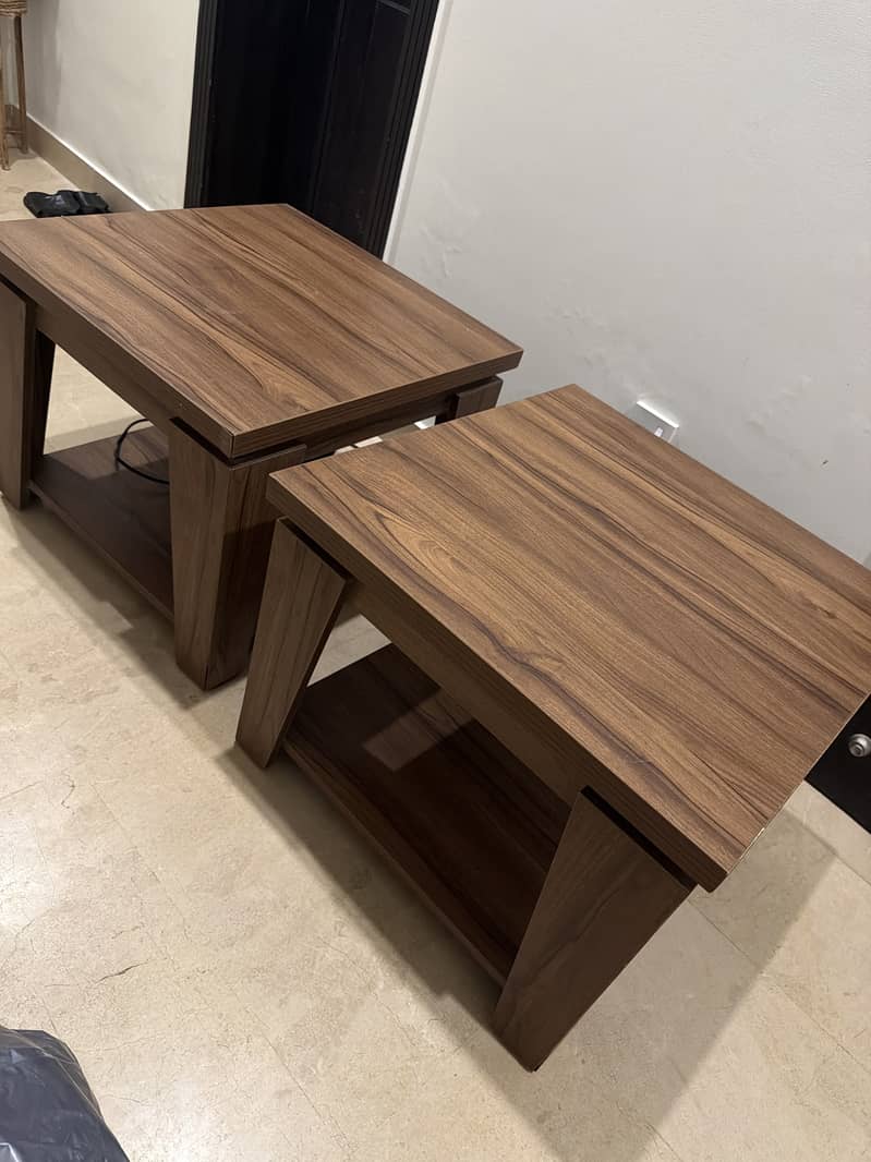 Side tables 0