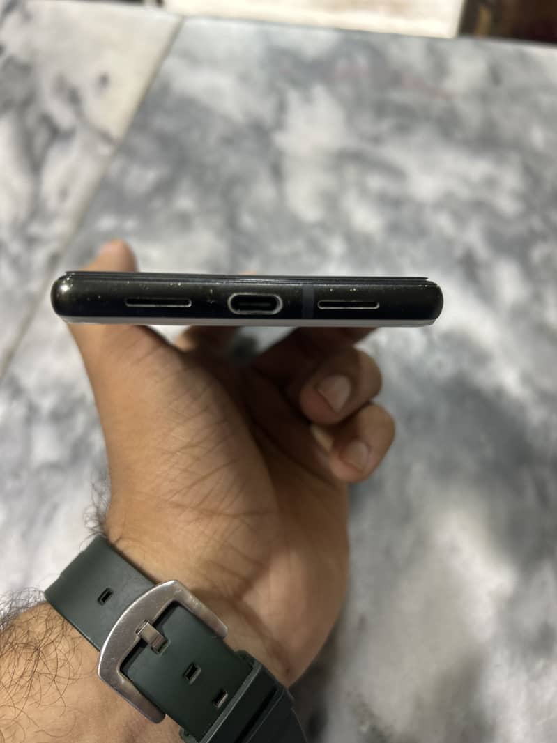 Google Pixel 6 3
