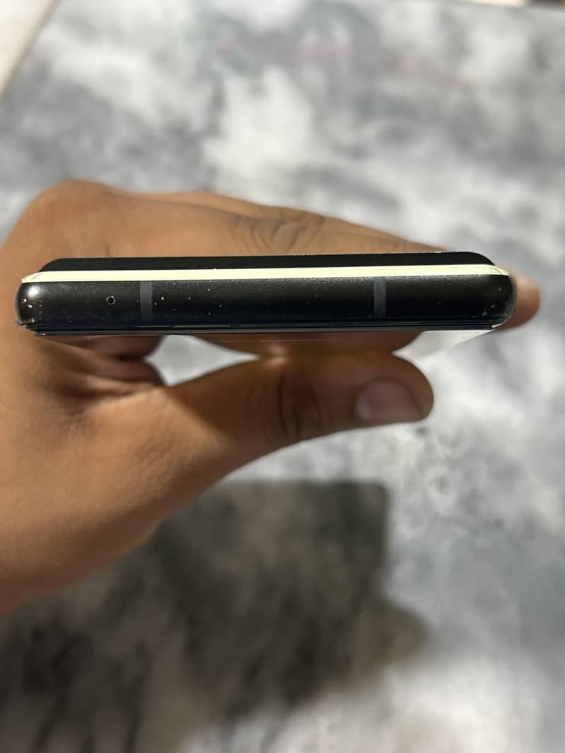 Google Pixel 6 4