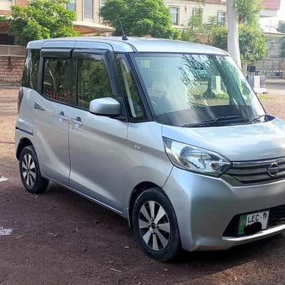 Nissan Roox Days 2015