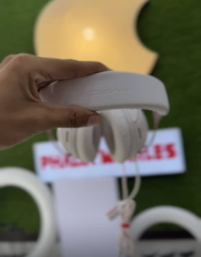 Hyper x cloud III WIRED 1